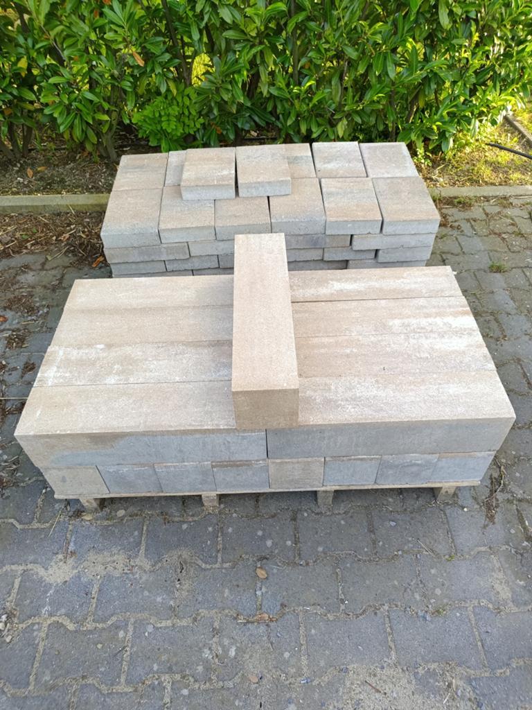 17x Strakke stapelblok kleurvast  60x15x15, Ophalen, Overige materialen, Beige, Overige typen