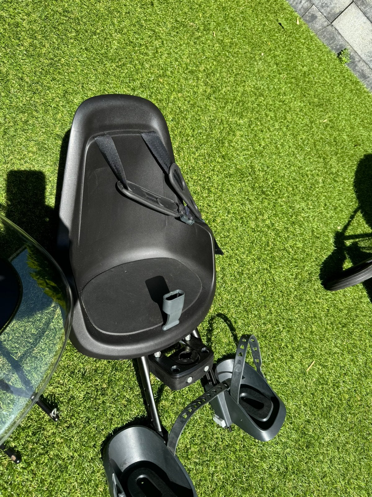Bo Bike Un voorzitje met windscherm black, Ophalen, Zo goed als nieuw