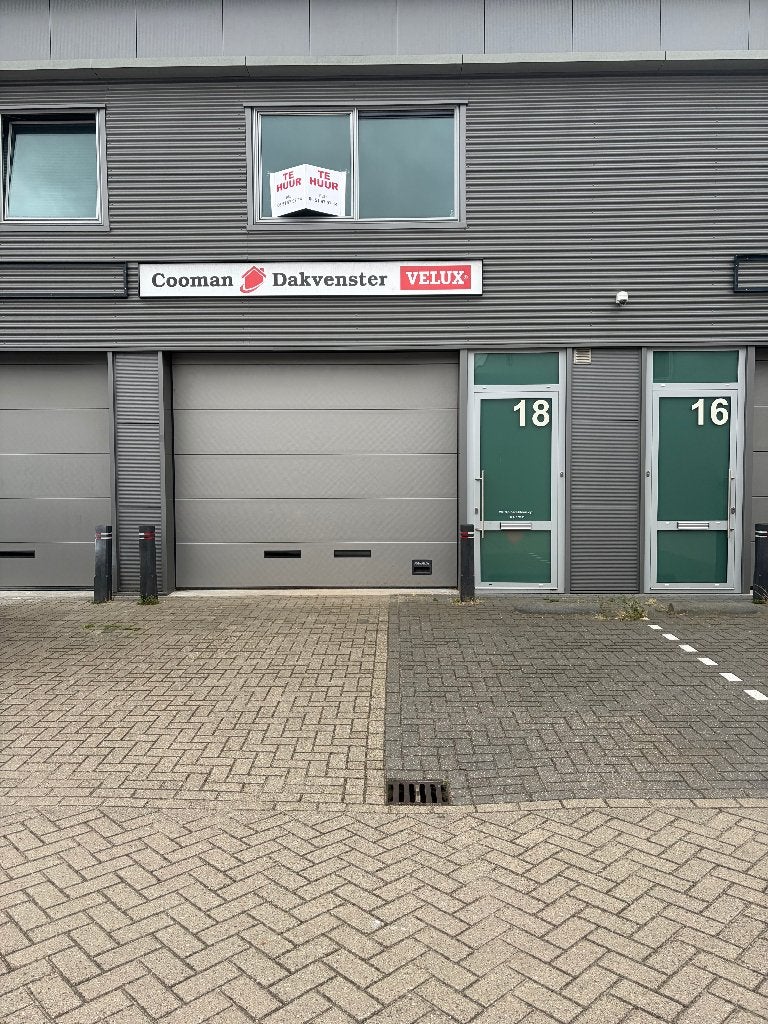 Moderne bedrijfsunit van ca. 110 m² met eigen parkeerplaats, Zakelijke goederen, Bedrijfs Onroerend goed, 110 m², Huur, Bedrijfsruimte