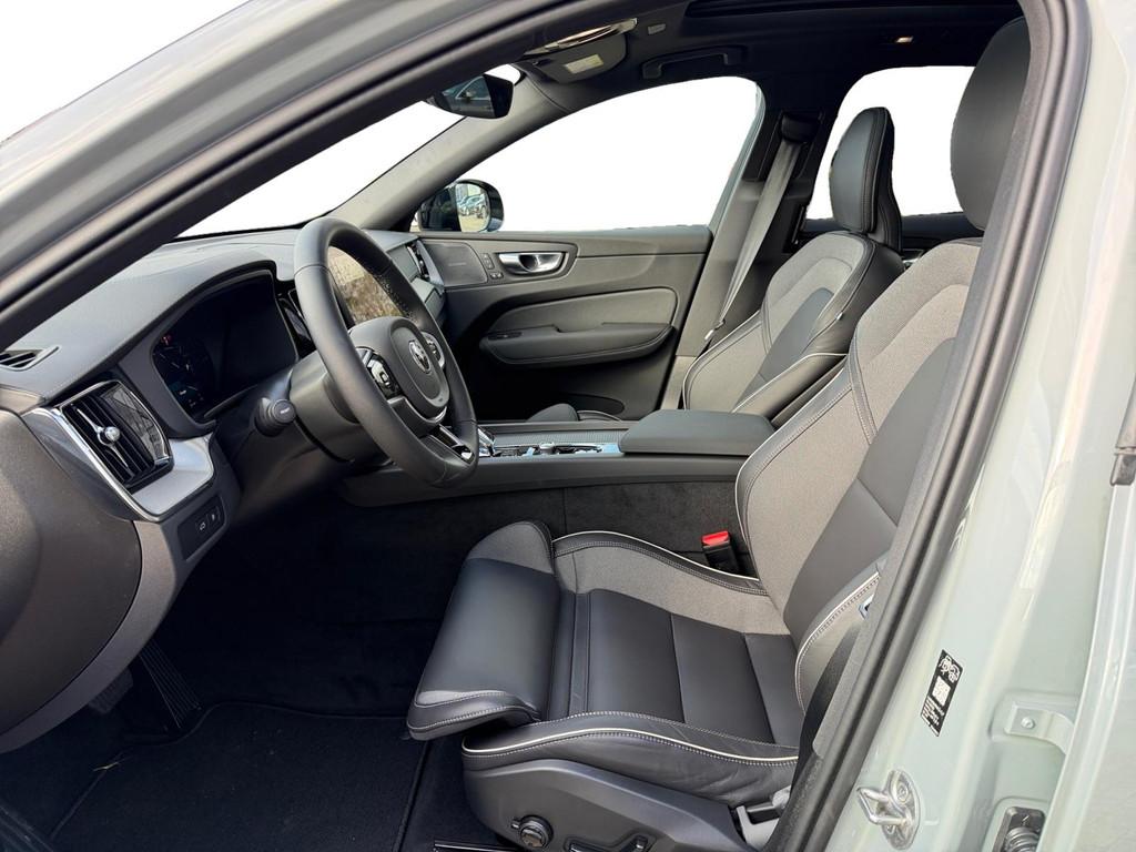 Volvo XC60 T6 Plug-in hybrid AWD Ultra Black Edition | Uit v, Automaat, Stof, Gebruikt, Euro 6