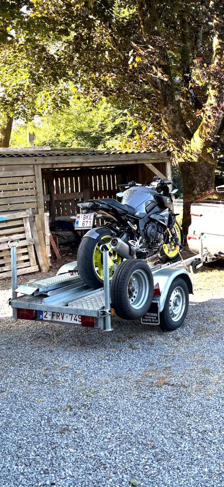 Moto trailer aanhangwagen incl. 3 rijplaten en aanhangerslot, Ophalen, Zo goed als nieuw