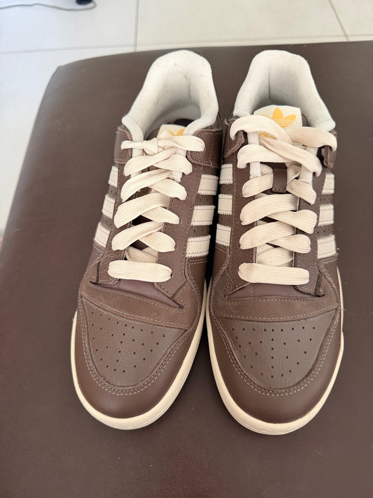 Adidas Forum Low CL sneakers maat 11 (=46), Ophalen, Bruin, Nieuw, Sneakers of Gympen