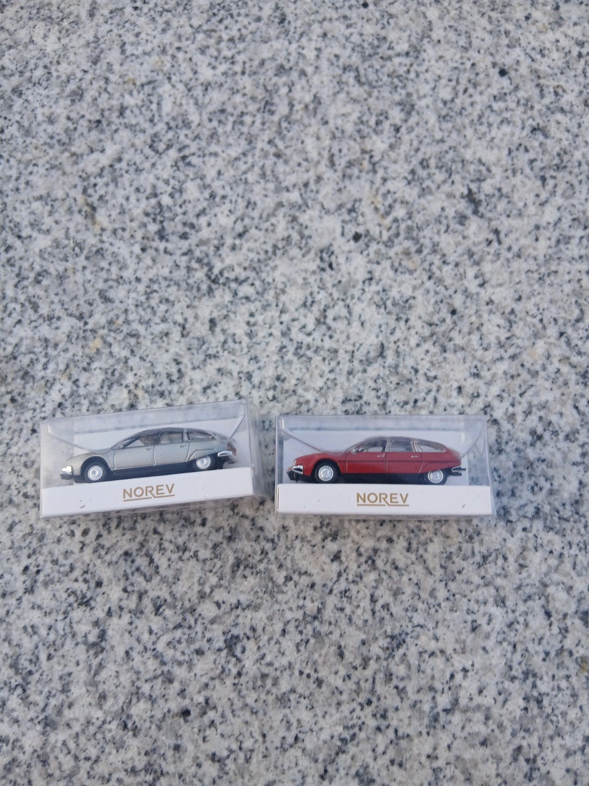 Citroën CX 2000 en CX 2400 GTI modelauto's (Norev), Ophalen, Nieuw, Auto, Overige merken