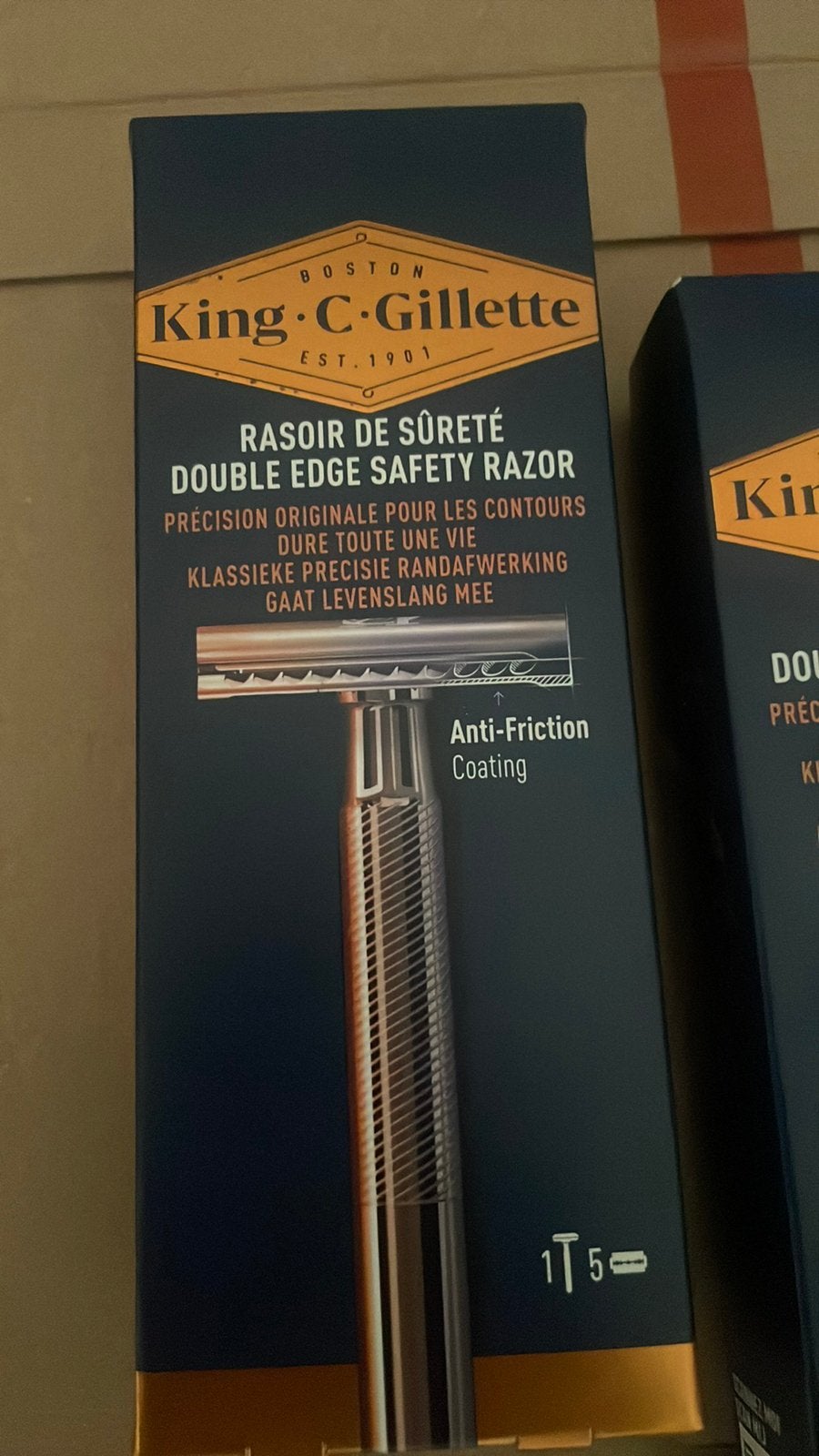 Gillette King C  € 10 per stuk nieuw houder en vier mesjes, Ophalen of Verzenden, Nieuw, Gehele gezicht, Verzorging
