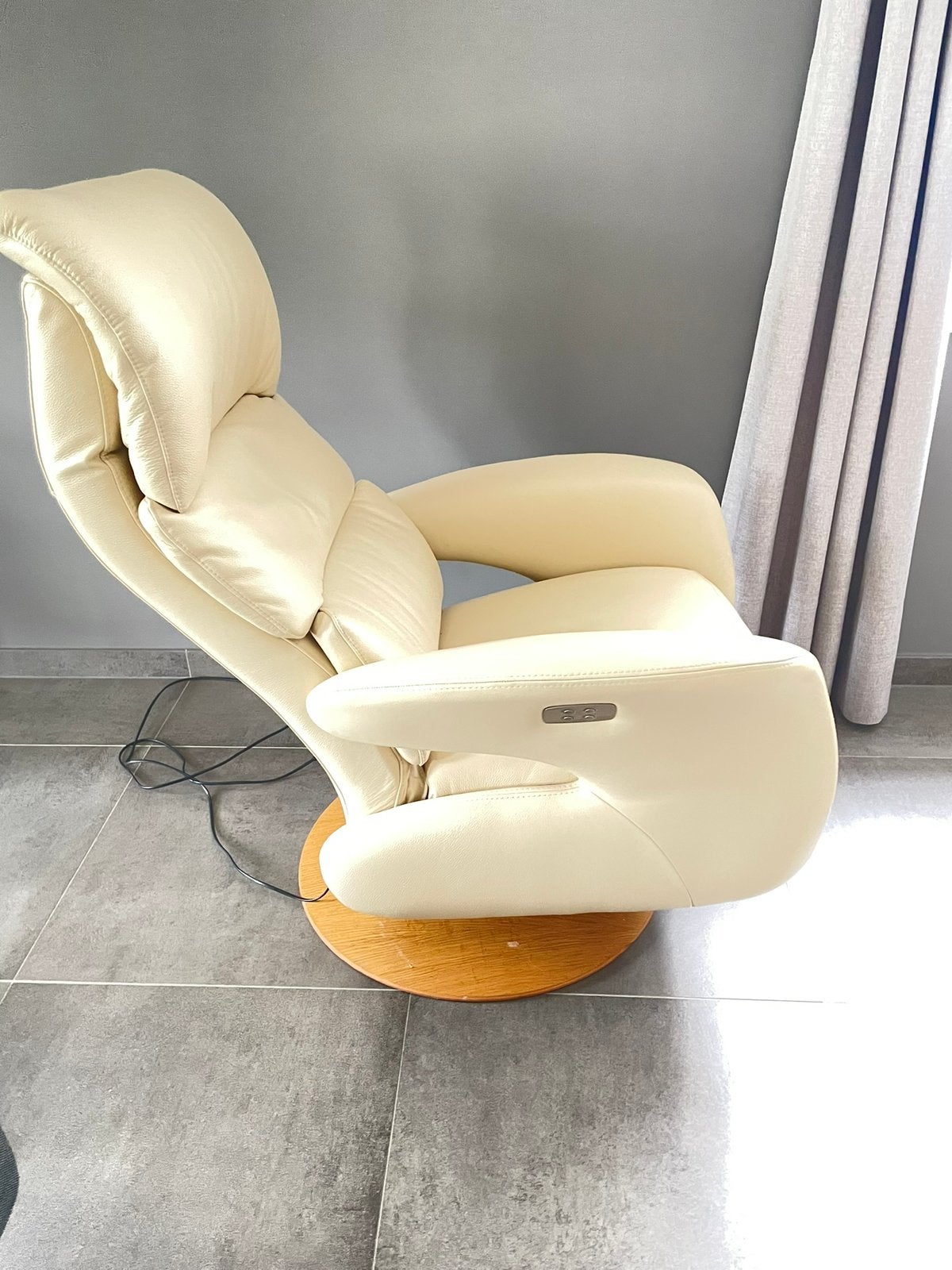 MOET WEG!! Nette Feelings Charles relaxfauteuil, Ophalen, Zo goed als nieuw, Leer