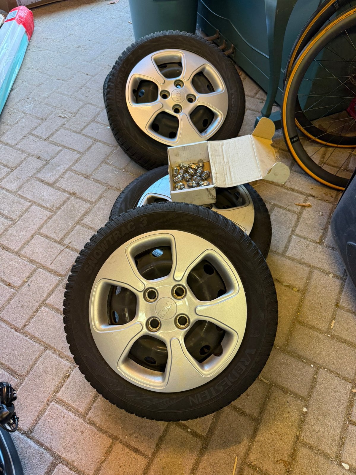 Een zeer nette set van 4 winterbanden op stalen velgen, Ophalen, Zo goed als nieuw