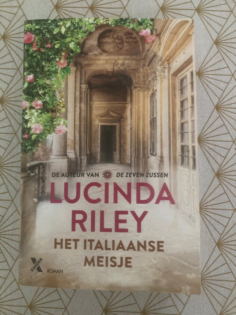 Het Italiaanse meisje- Lucinda Riley, Ophalen, Zo goed als nieuw, Lucinda Riley