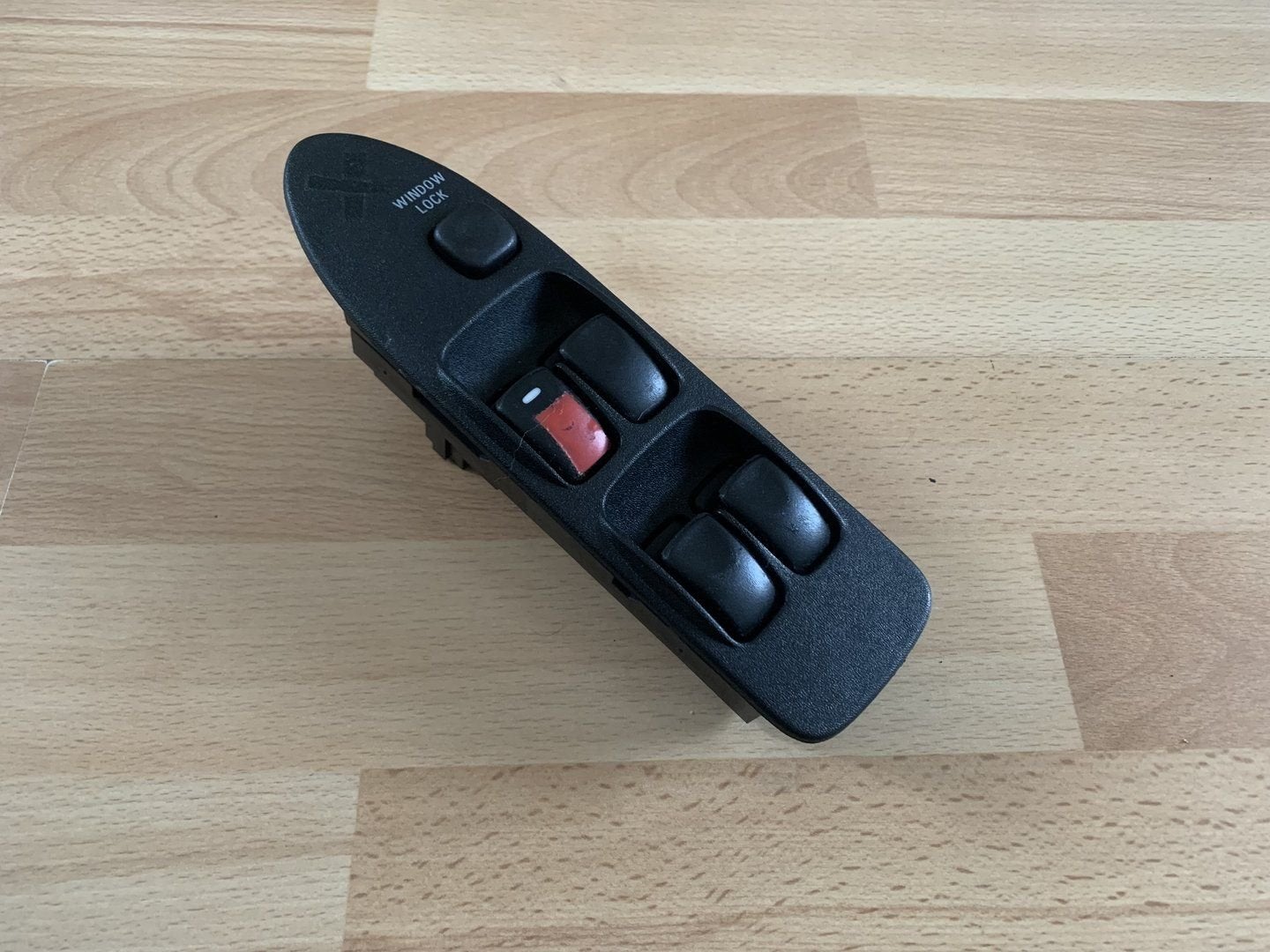 mitsubishi spacestar 1998 - 2004 DG raamschakelaar 4x ramen, Gebruikt, -, -, Ophalen of Verzenden