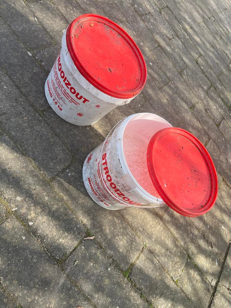 Ongeveer 12,5 kg strooizout, Ophalen, Zo goed als nieuw