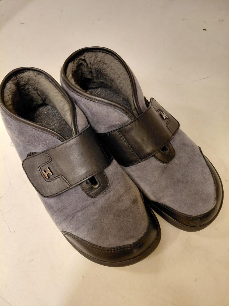 Helvesko pantoffels,maat 42 grijs/zwart, klittenband, Kleding | Dames, Verzenden, Helvesko, Zo goed als nieuw, Pantoffels of Sloffen