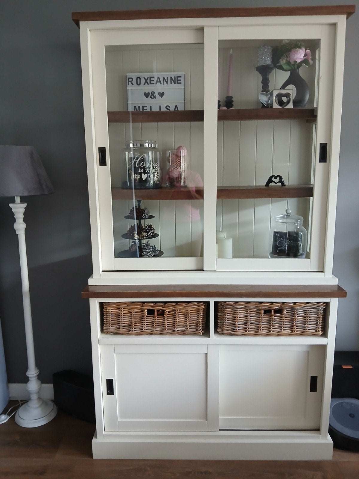 Landelijk dressoir met vitrinekast en opbergruimte, Ophalen, Met deur(en), 100 tot 150 cm, Glas
