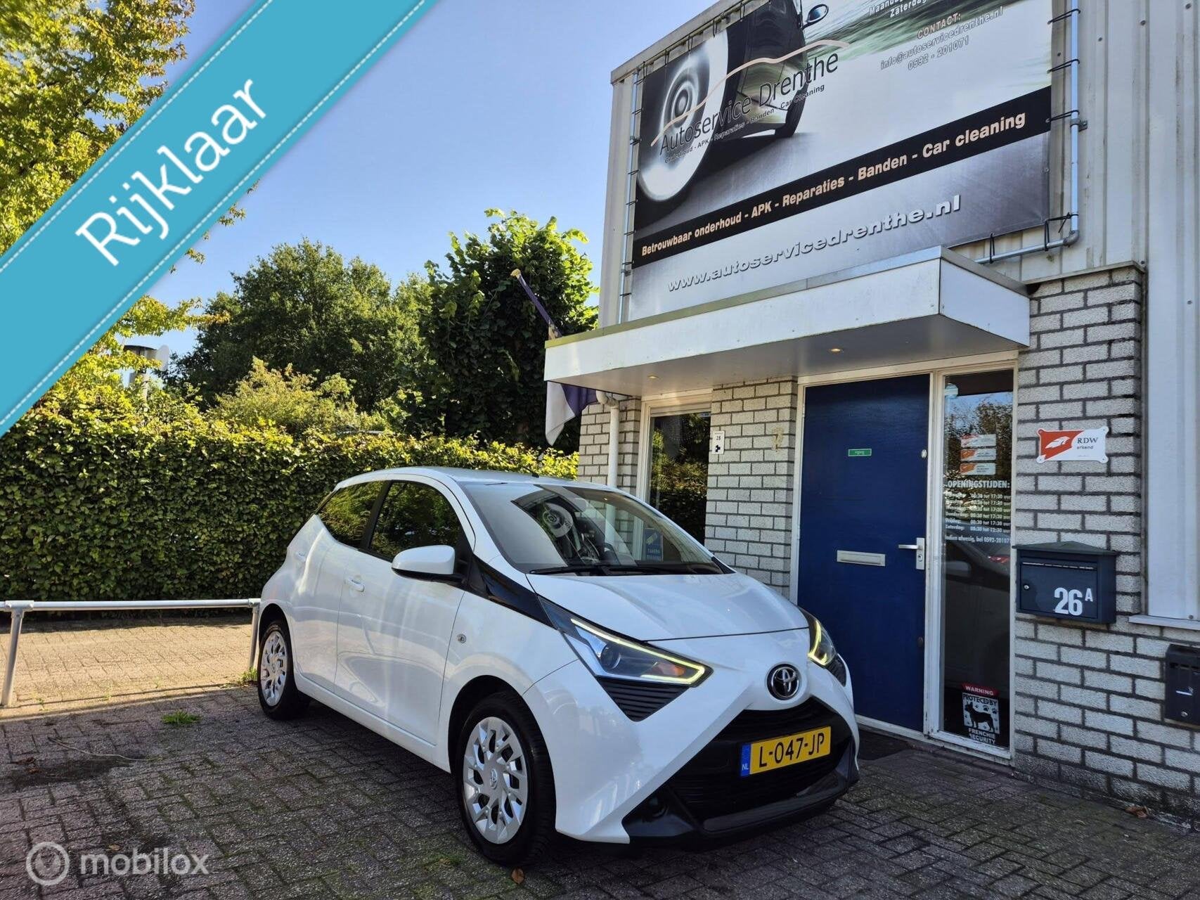 Toyota Aygo 1.0 VVT-i 5drs Carplay/Camera/Cruise/Airco/LED!, Auto's, Voorwielaandrijving, Dealer onderhouden, Gebruikt, Euro 6