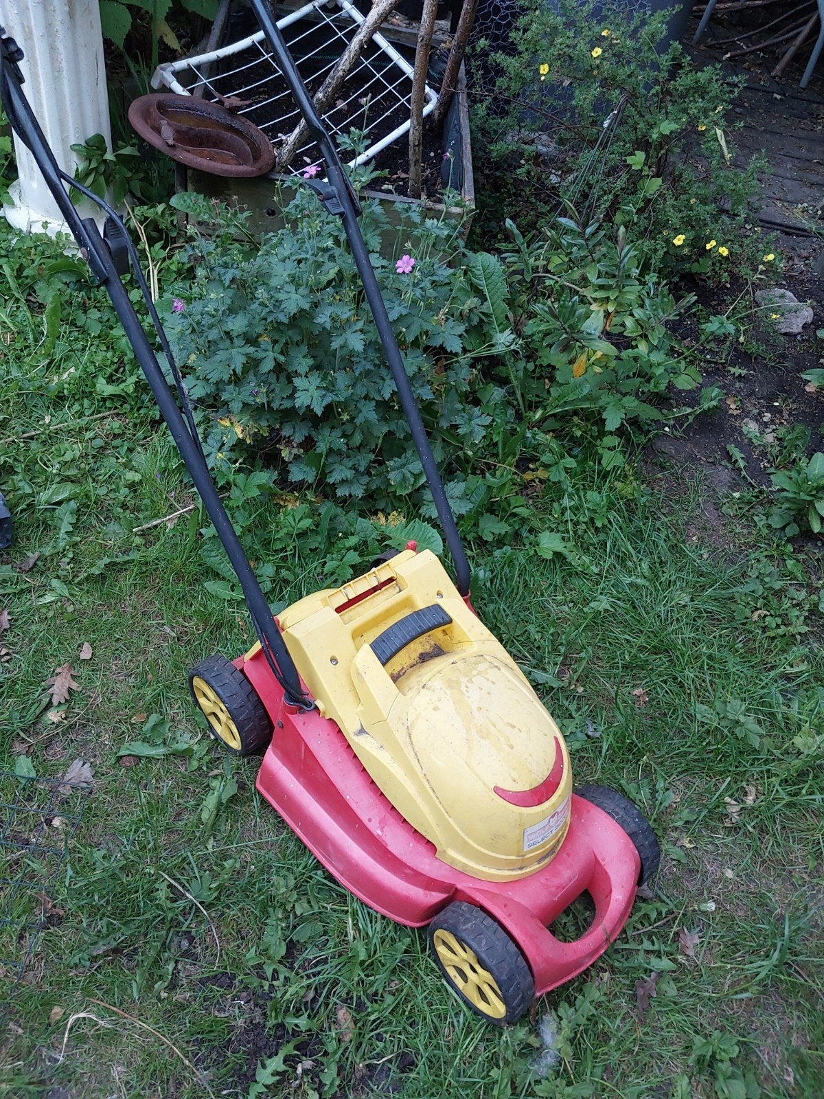 Electrische grasmaaier, Ophalen of Verzenden, Gebruikt