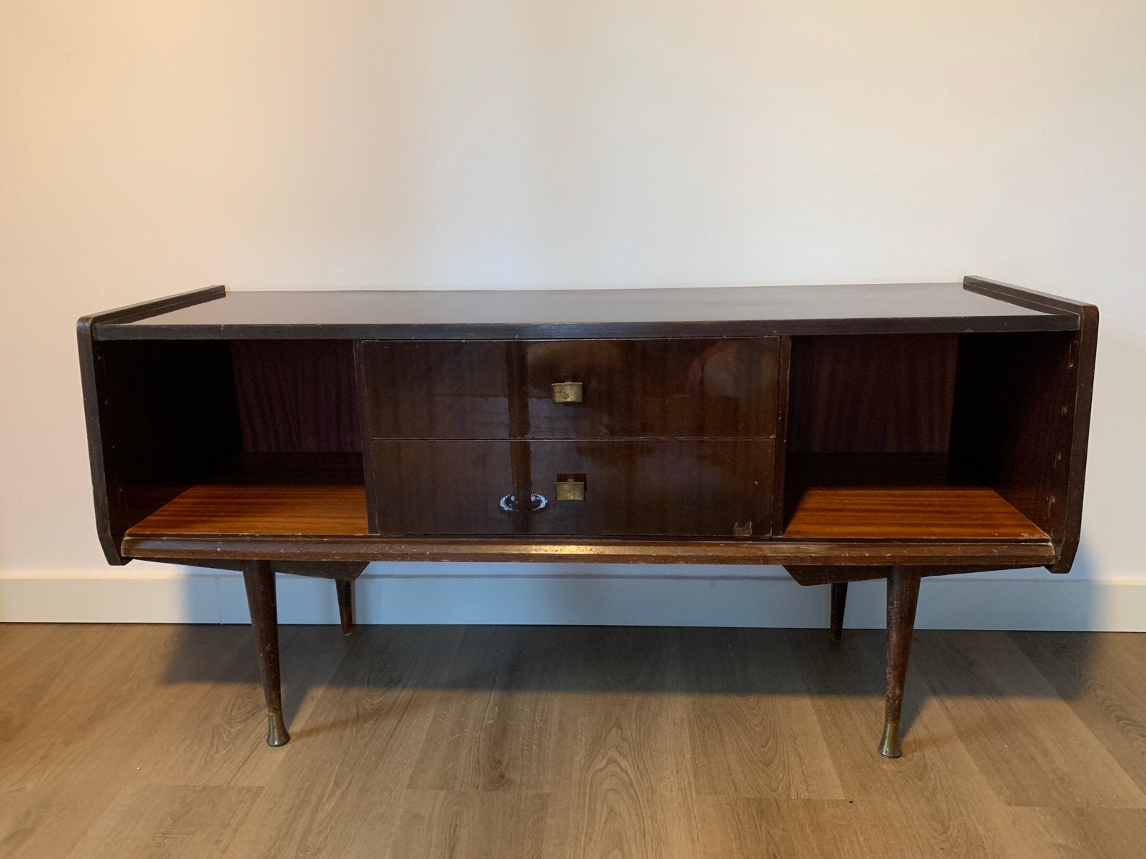 Retro/vintage televisiemeubel 61.5x125.5x38, Ophalen, Zo goed als nieuw, 25 tot 50 cm, Minder dan 100 cm
