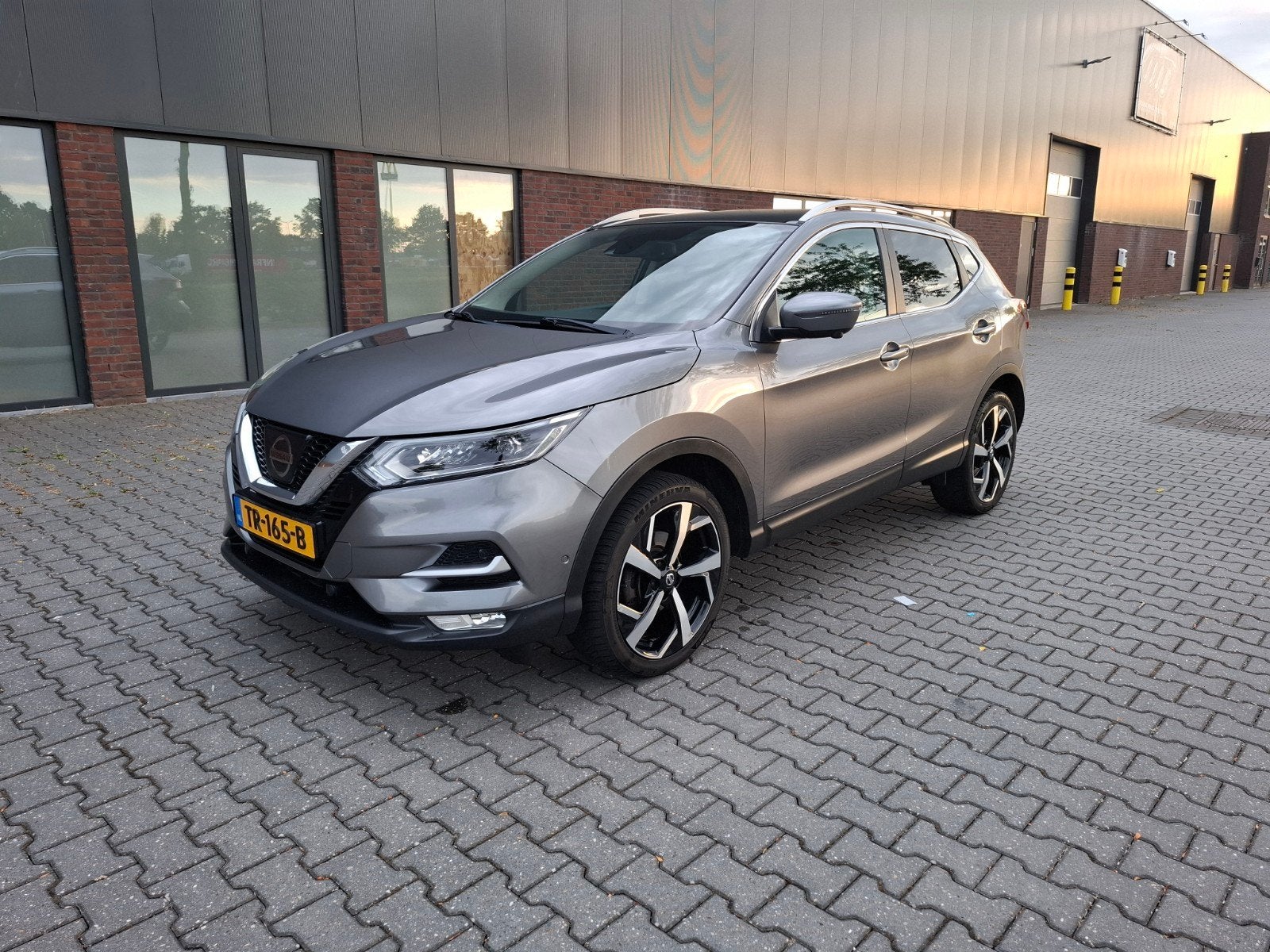 Nissan Qashqai 1.2 DIG-T 2018 Full Option | Nwe ketting |, Auto's, Voorwielaandrijving, 4 cilinders, Origineel Nederlands, Handgeschakeld