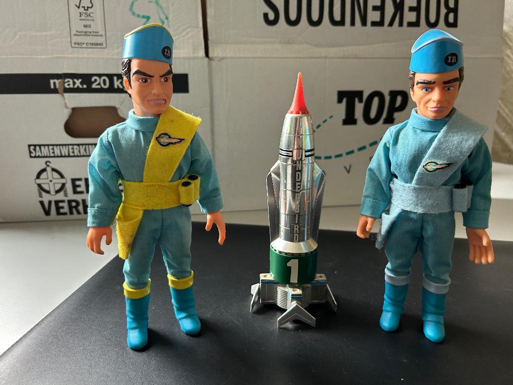 Thunderbird 1 en 2 Thunderbirds Matchbox poppen, Ophalen of Verzenden, Zo goed als nieuw