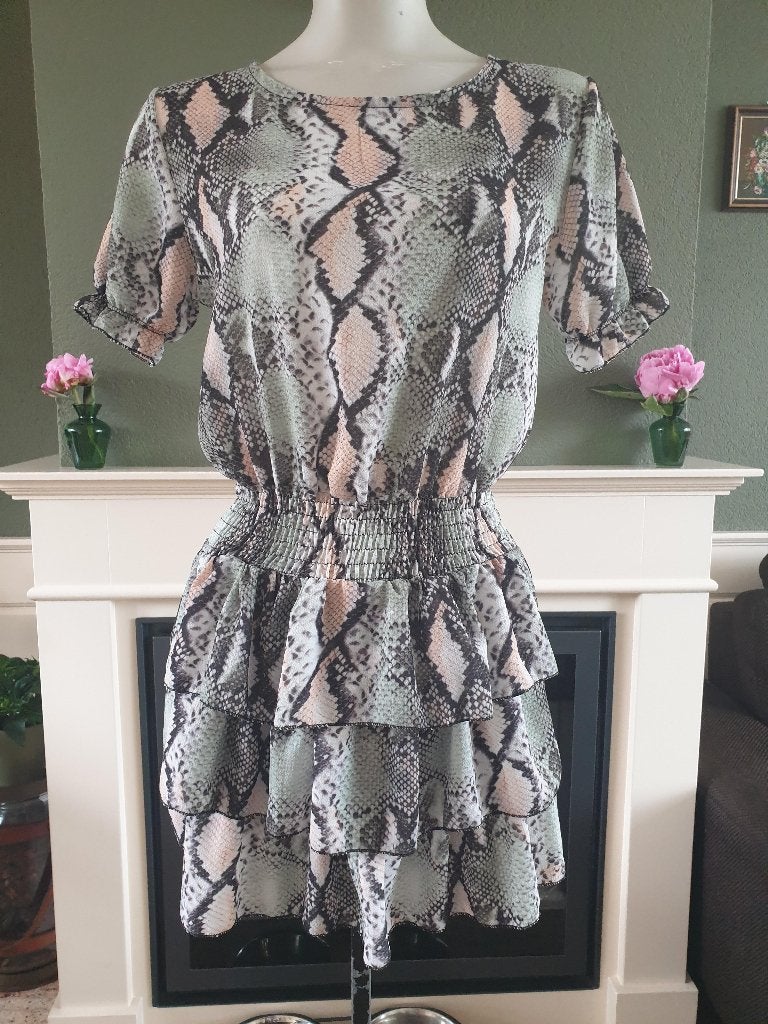 Made in Italy groen roze slangen jurk 38 M, Maat 38/40 (M), Made in Italy, Verzenden, Zo goed als nieuw