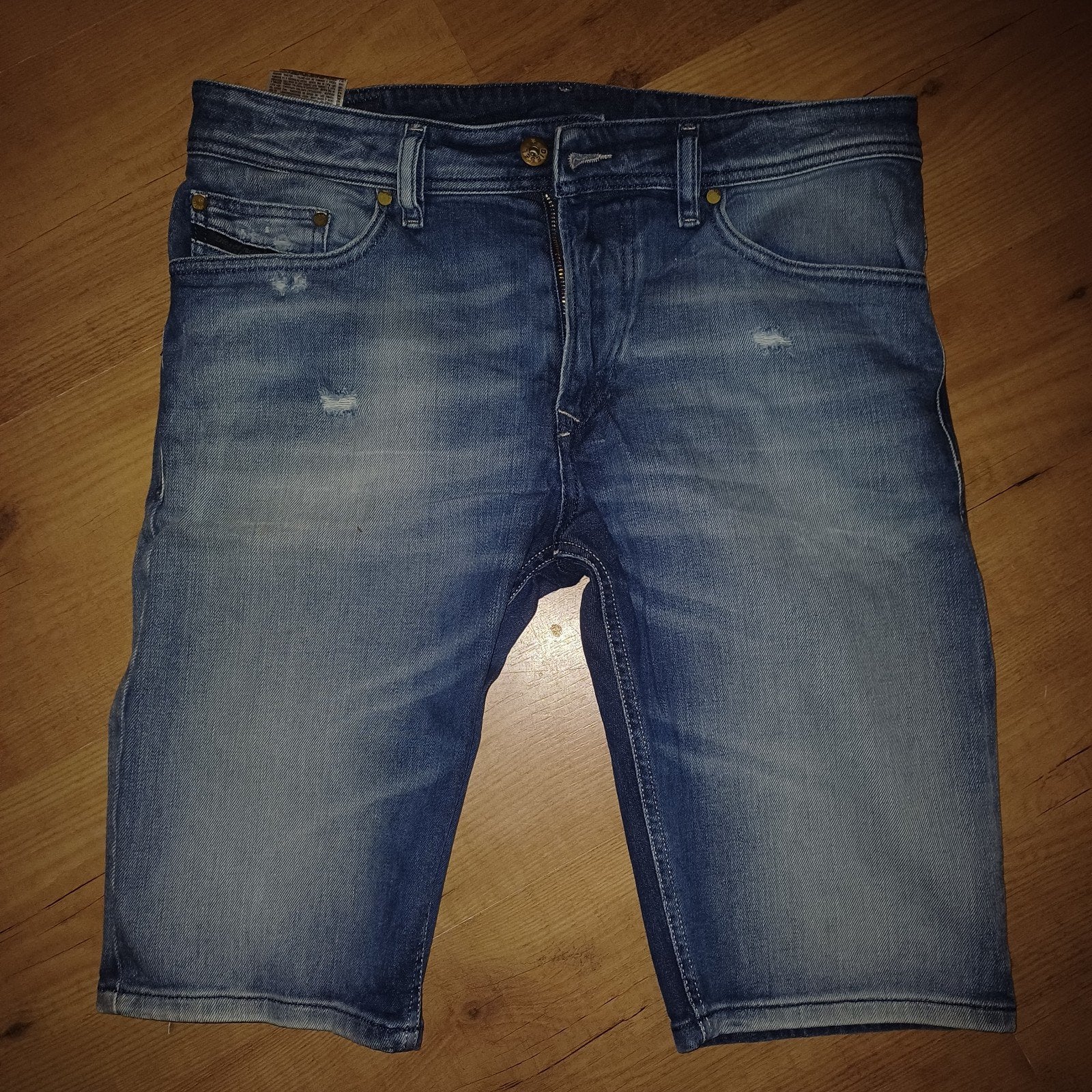 Diesel spijkerbroek shorts maat 31, Kleding | Heren, Diesel, Blauw, W32 (confectie 46) of kleiner, Ophalen of Verzenden