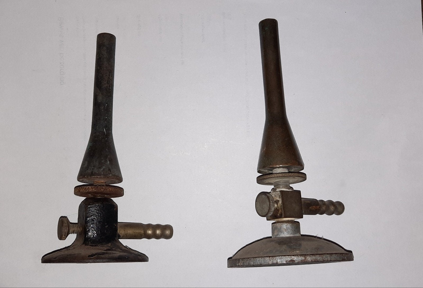2x Vintage Bunsenbrander Laboratorium Brander, Ophalen of Verzenden