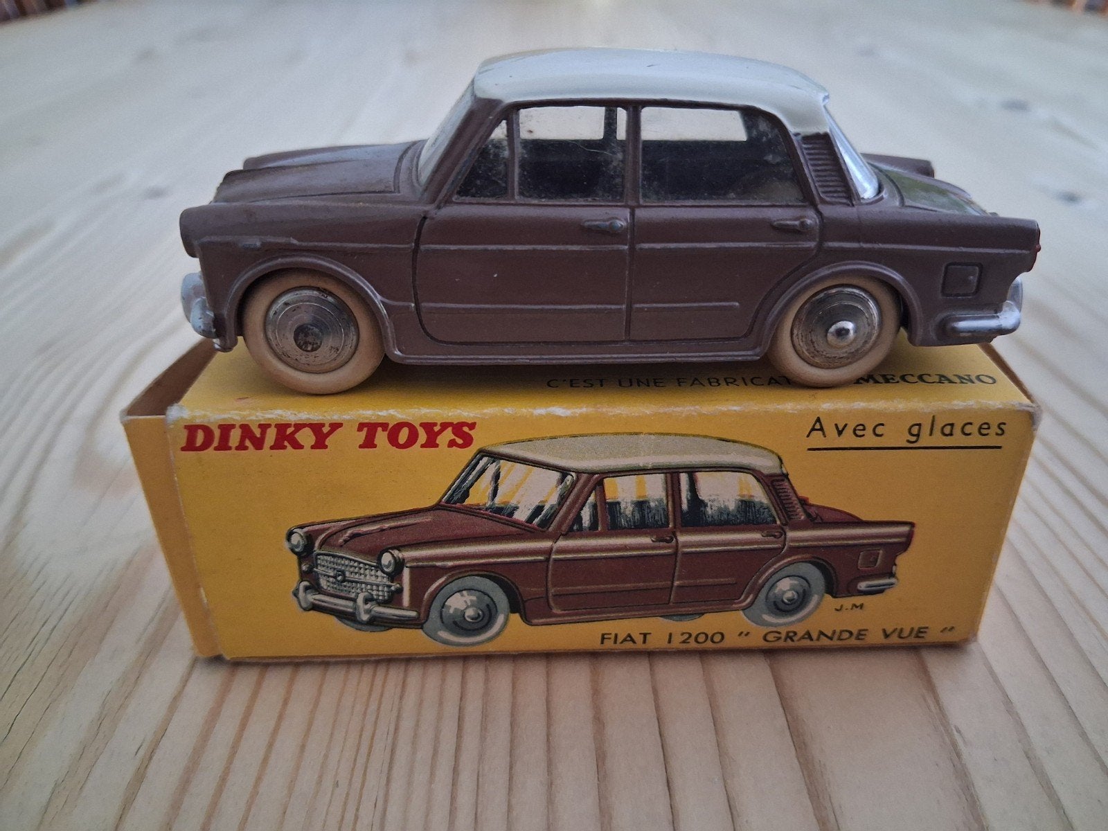 Dinky Toys Fiat 1200, Ophalen of Verzenden, Auto, Dinky Toys
