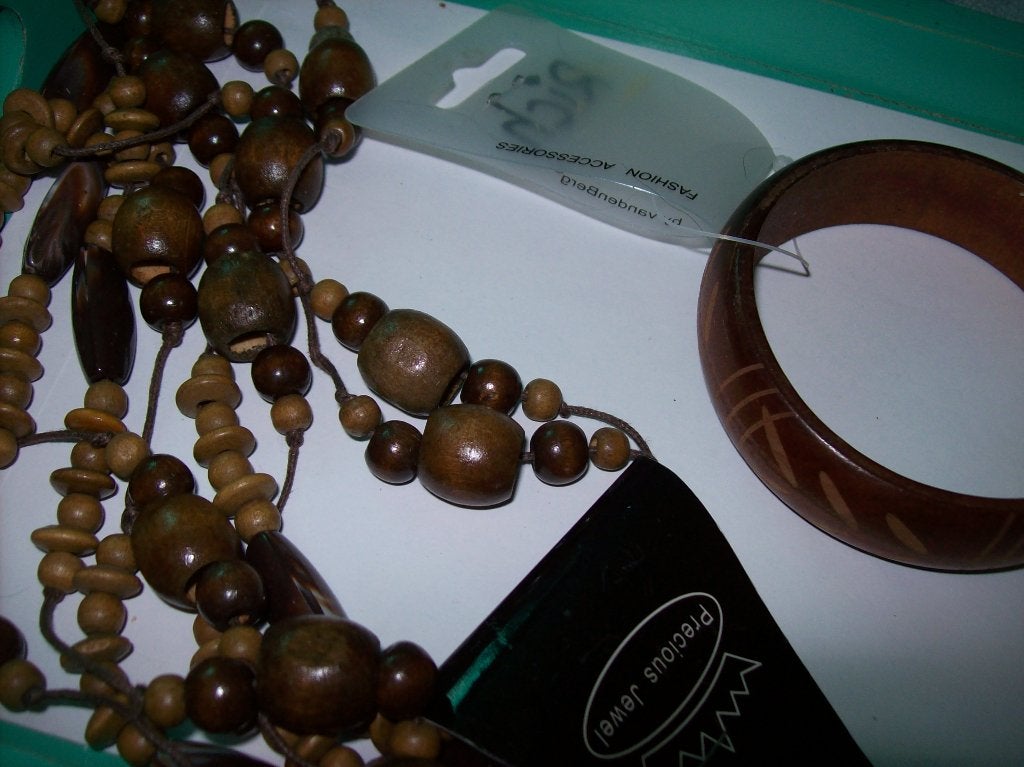 Ketting Hout bruin tinten en Mooie Armband fraaie set, Verzenden, Nieuw, Bruin, Overige materialen