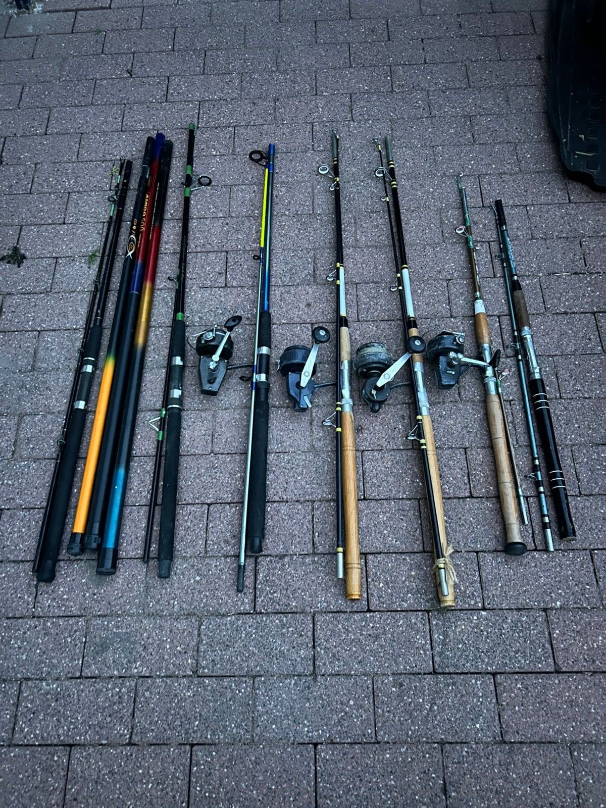 Partij vishengels/visspullen, Ophalen, Zo goed als nieuw