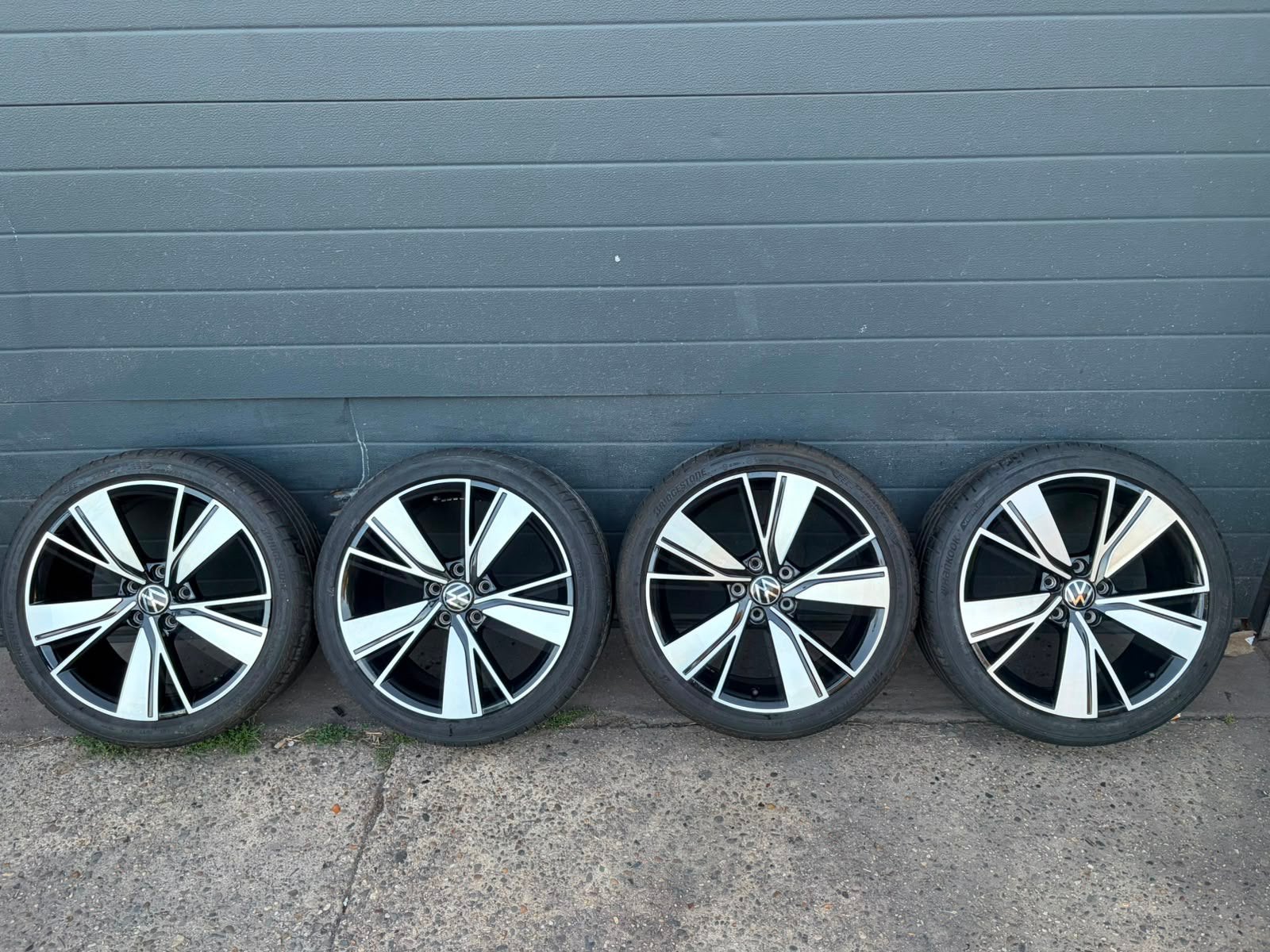 VW Golf 8 GTD GTE R line Bakersfield velgen 18 inch zomer, Auto-onderdelen, Banden en Velgen, Ophalen, 18 inch, Velg(en), Zomerbanden