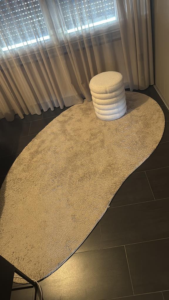 vloerkleed organisch met poef, Ophalen, Beige, 200 cm of meer, Zo goed als nieuw