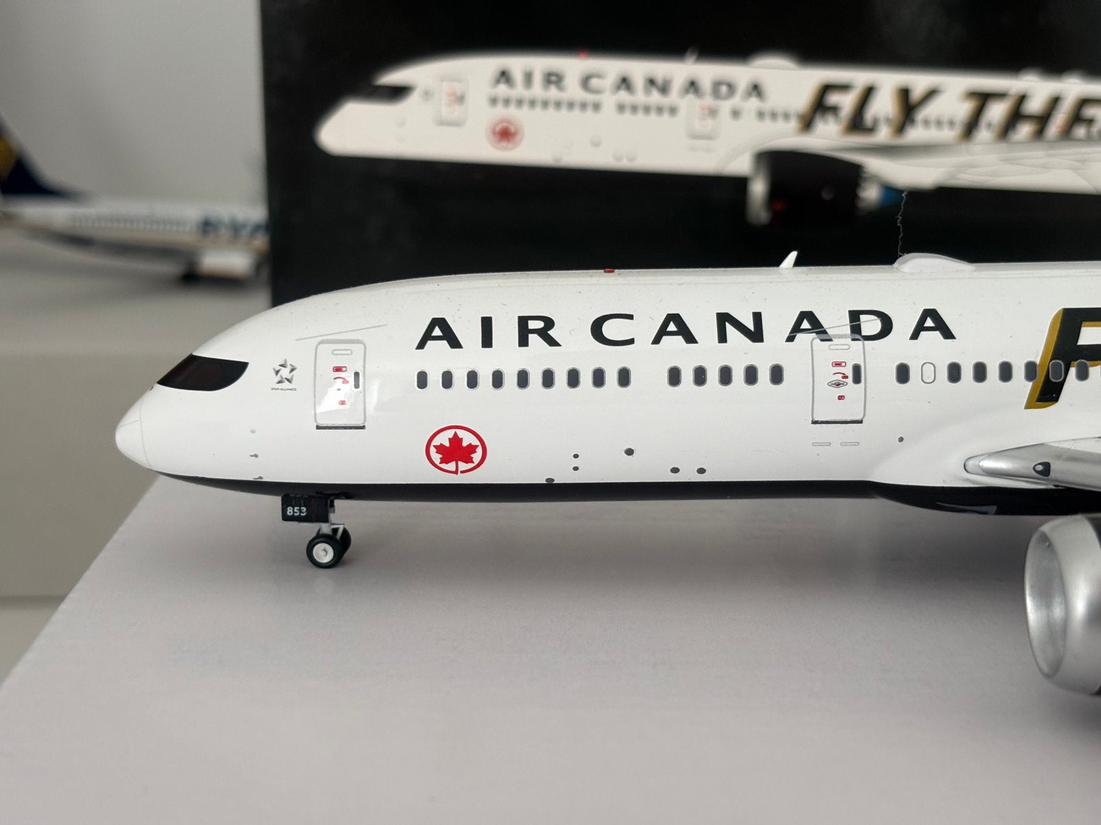BModels Air Canada Boeing 787 1/200, Ophalen of Verzenden, Zo goed als nieuw, Schaalmodel
