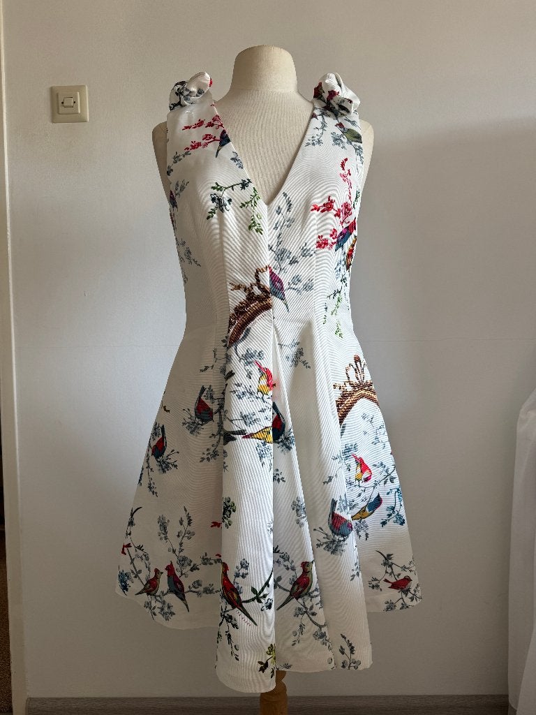Ted Baker jurk met vogelprint - Maat 38, Maat 38/40 (M), Meerkleurig, Ophalen of Verzenden, Zo goed als nieuw