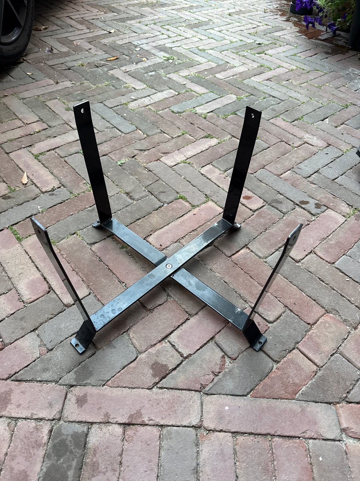 Metalen onderstel voor kleine kamado, Ophalen, Gebruikt