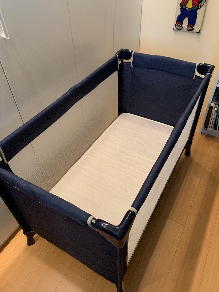 kinderbedje, Kinderen en Baby's, Kinderkamer | Bedden, Ophalen, Gebruikt, 70 tot 85 cm, Minder dan 140 cm