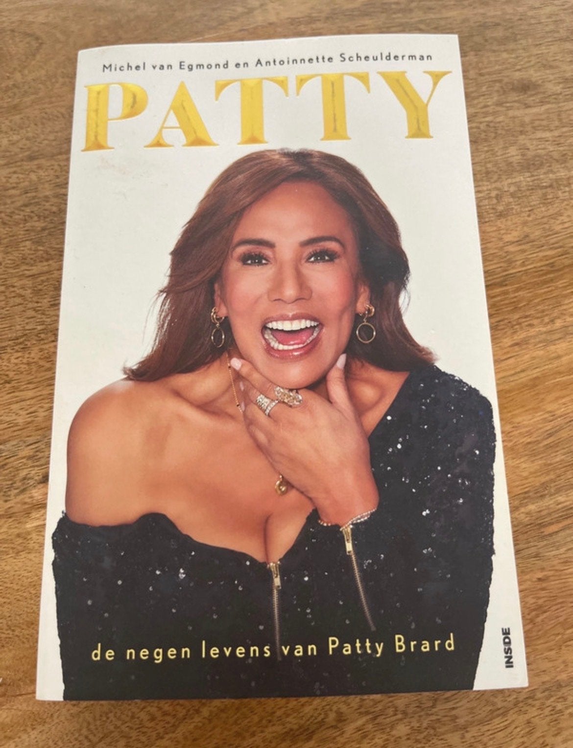 Patty: De negen levens van Patty Brard, Ophalen of Verzenden, Zo goed als nieuw, Film, Tv en Media