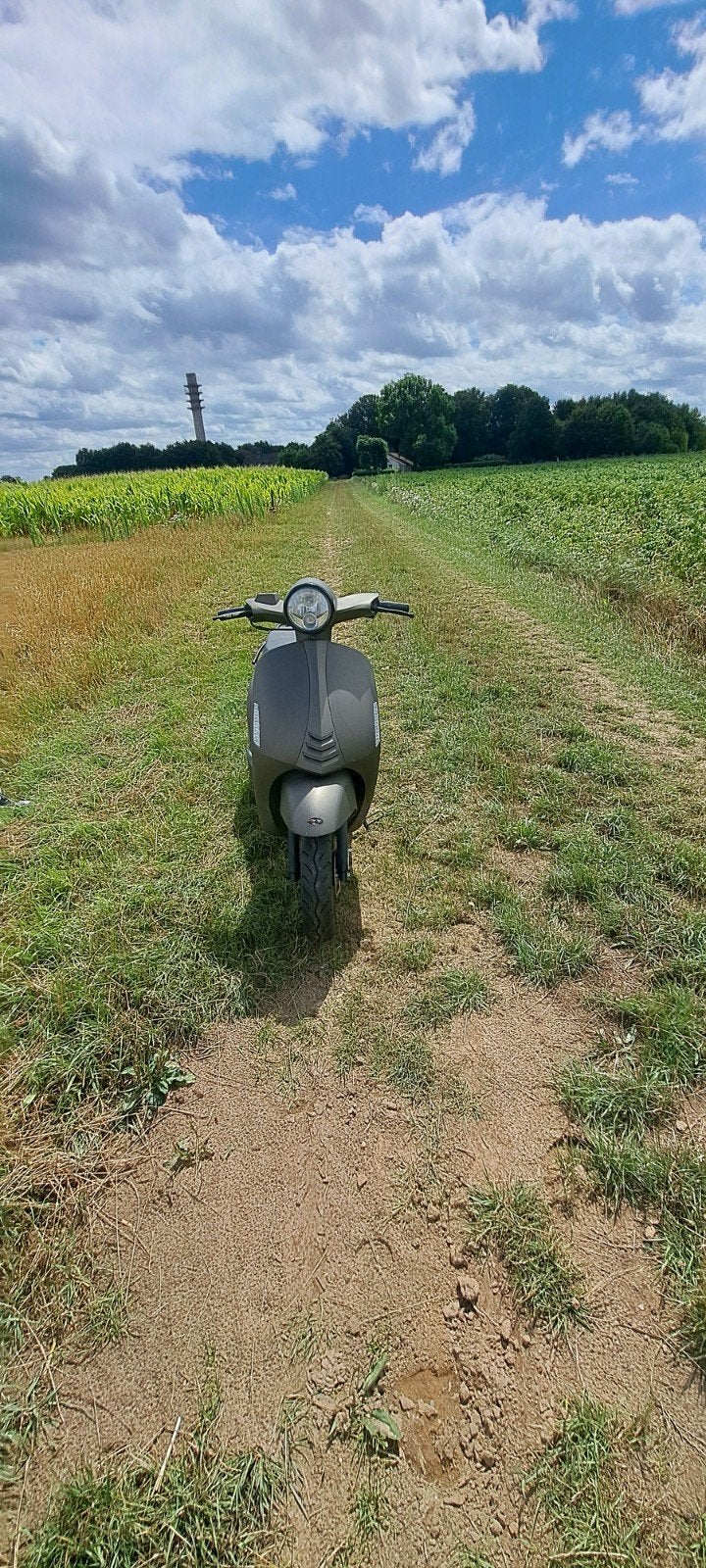 Gebruikte scooter met lichte schade, Ophalen of Verzenden, Gebruikt, Benzine, Overige merken