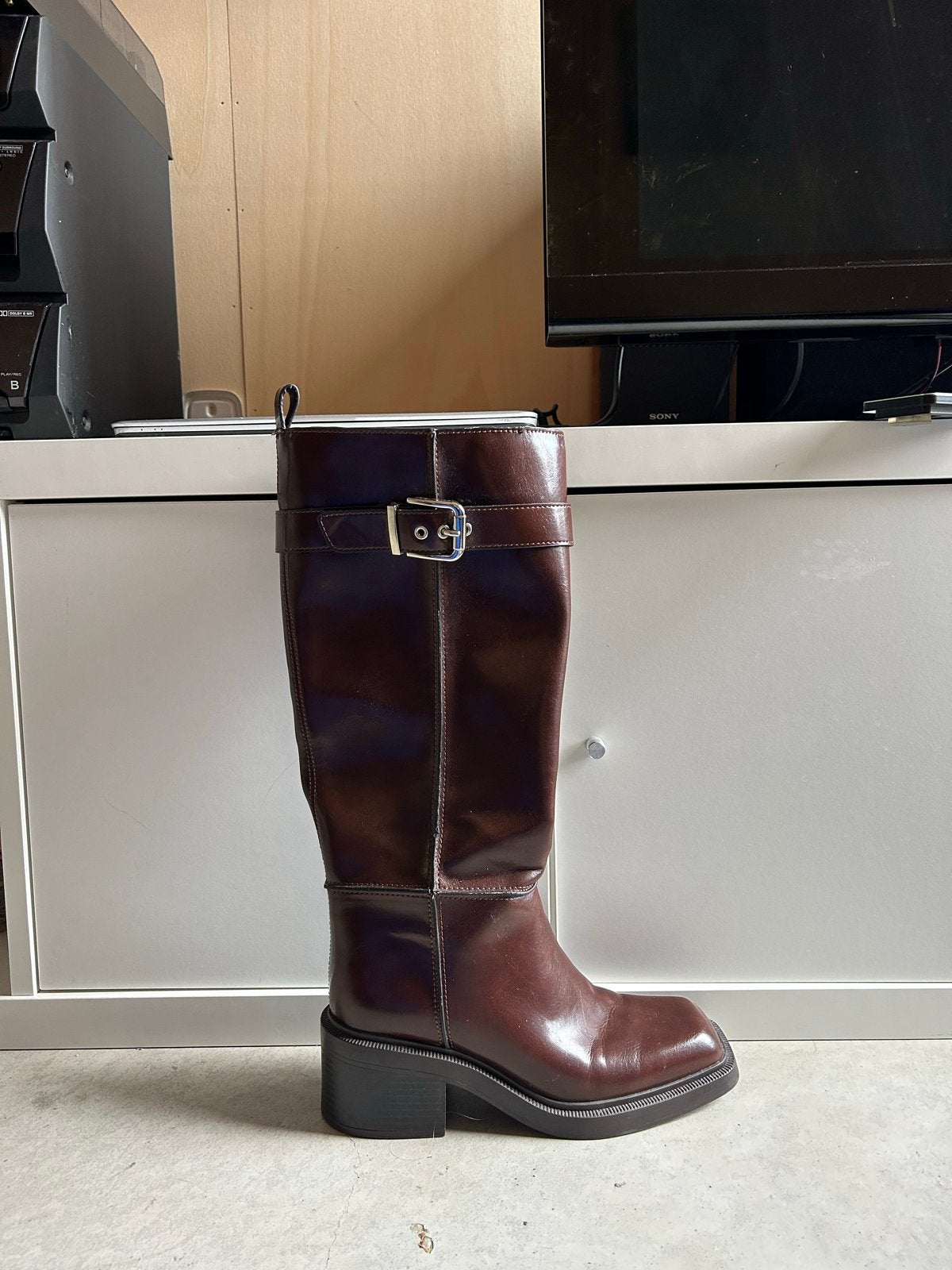 Bruine hoge laarzen met gesp, Kleding | Dames, Schoenen, Ophalen of Verzenden, Gedragen, Bruin, Hoge laarzen