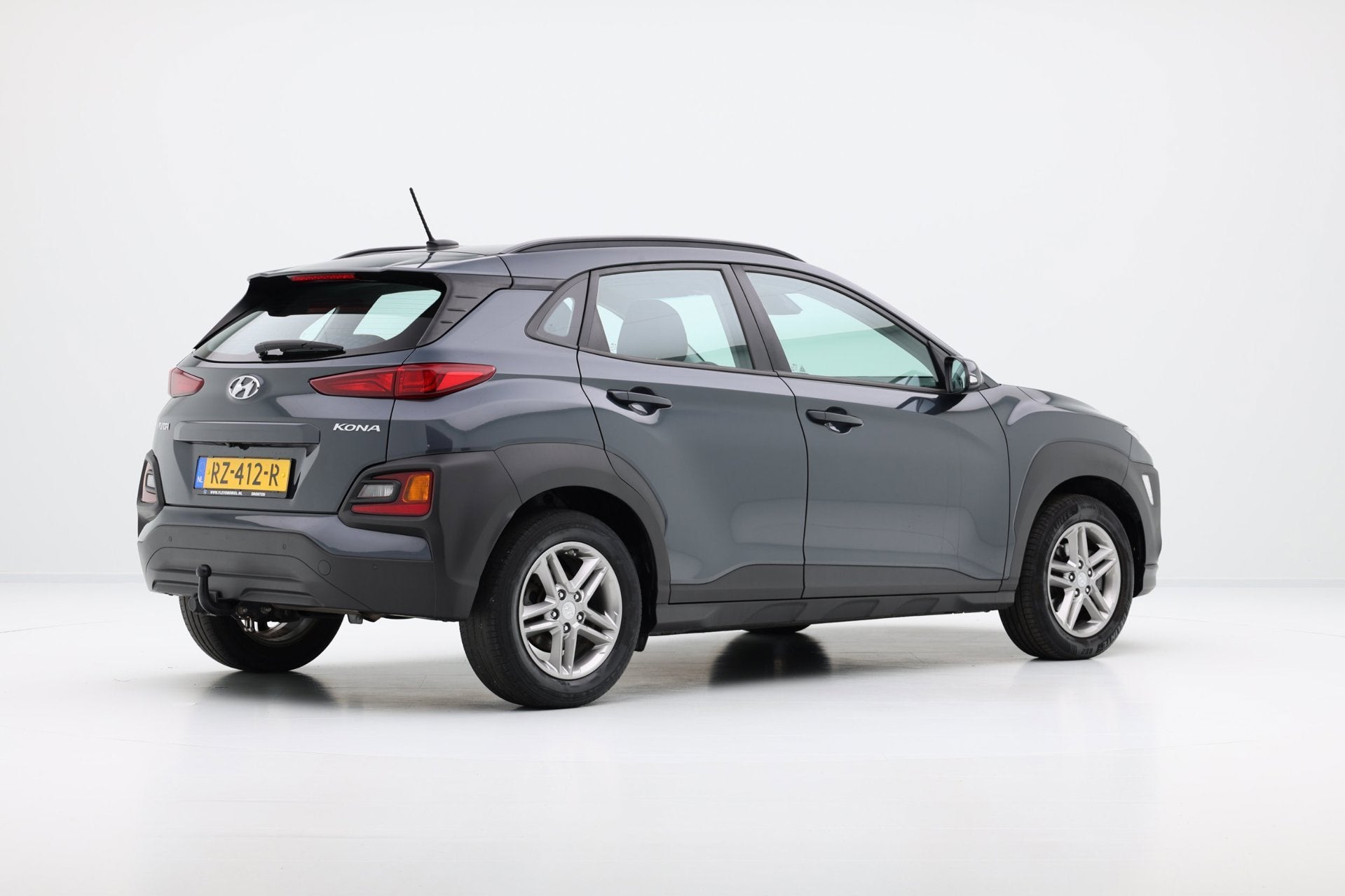 Hyundai Kona 1.0T Comfort CarPlay|Clima|Cam|LMV, Auto's, Voorwielaandrijving, Stof, Gebruikt, Euro 6
