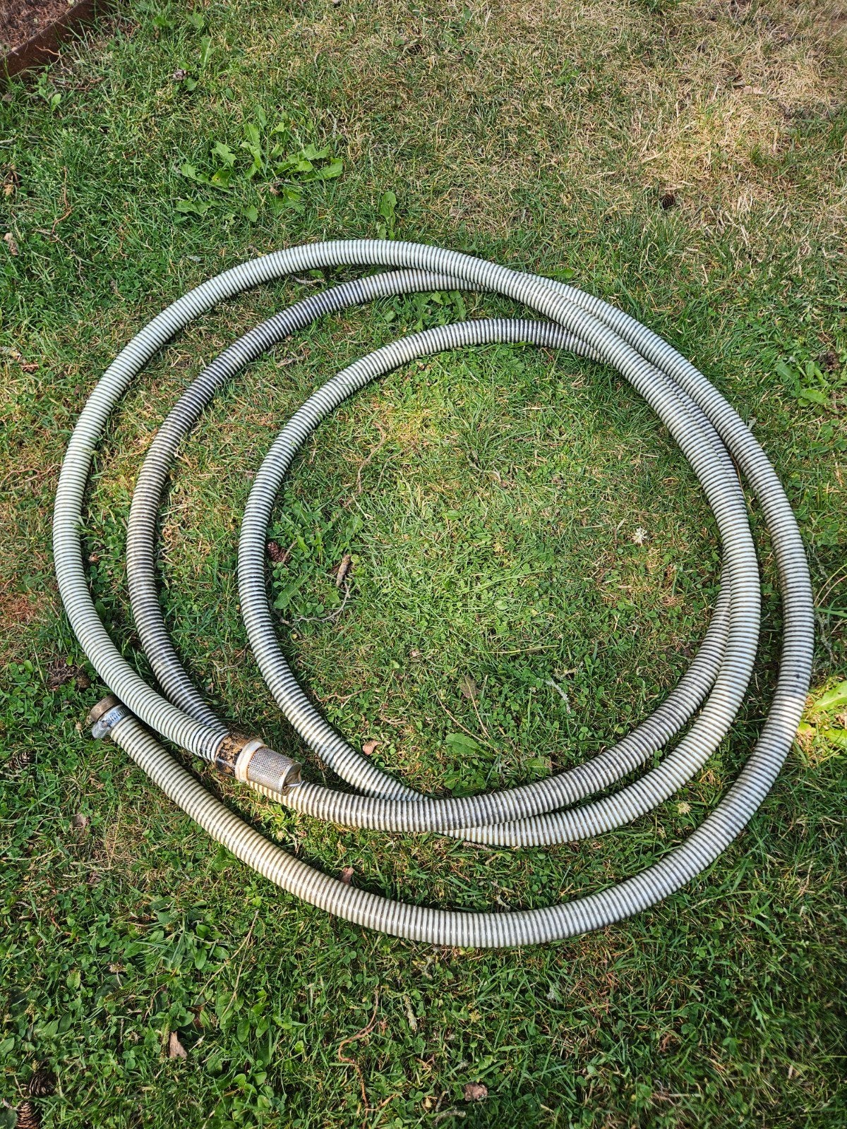 Sterke Pompslang 7 meter met filter, Ophalen of Verzenden, Gebruikt, Handmatig, Bronpomp