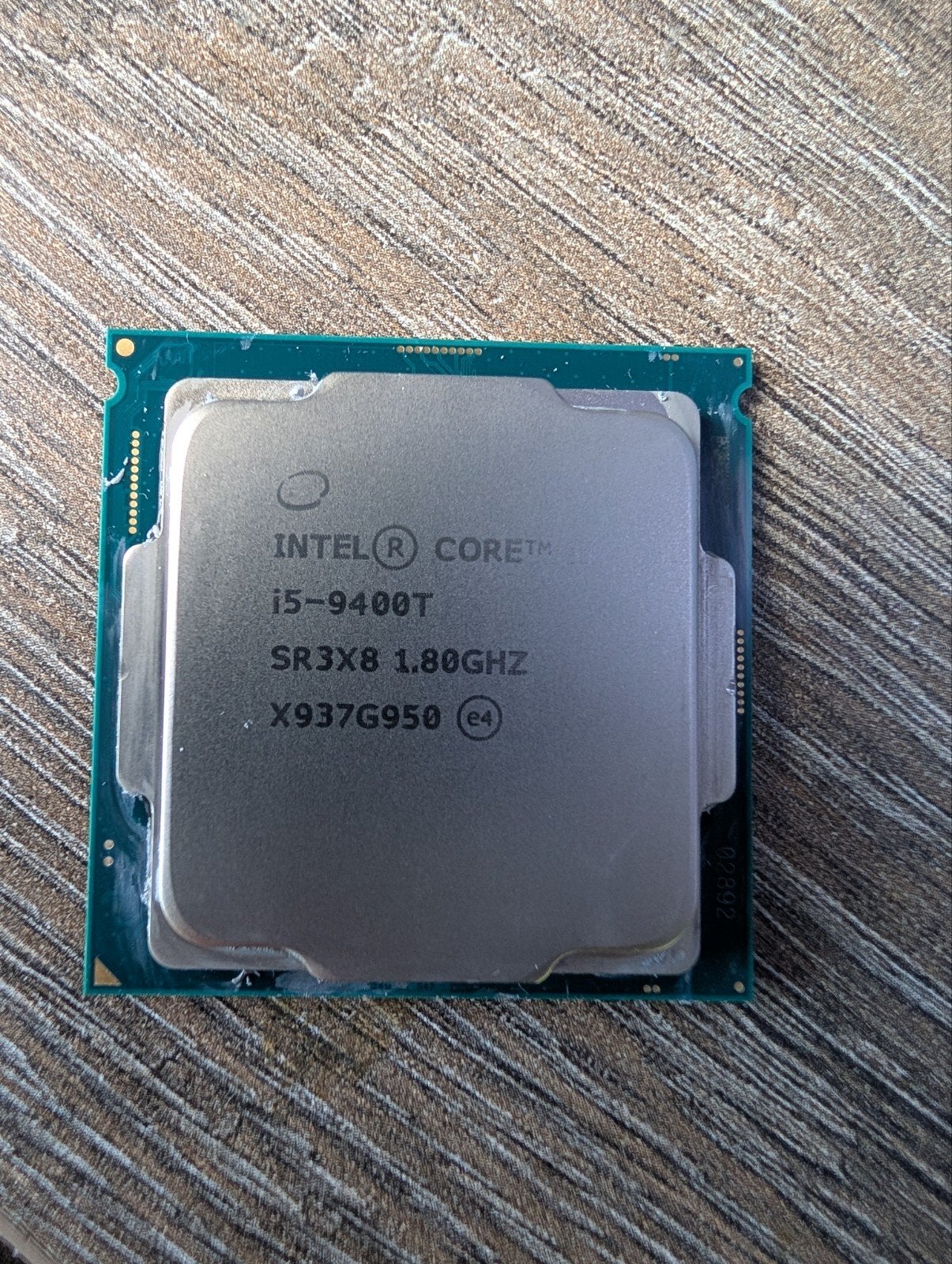 Intel Core i5-9400T 1.80 GHz processor, Computers en Software, Processors, Ophalen of Verzenden, Gebruikt, Minder dan 2 Ghz