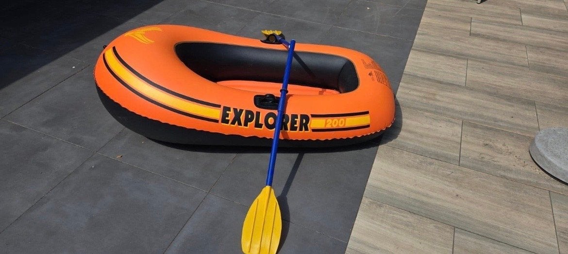 Intex Explorer 200 opblaasboot met peddel, Ophalen, Zo goed als nieuw