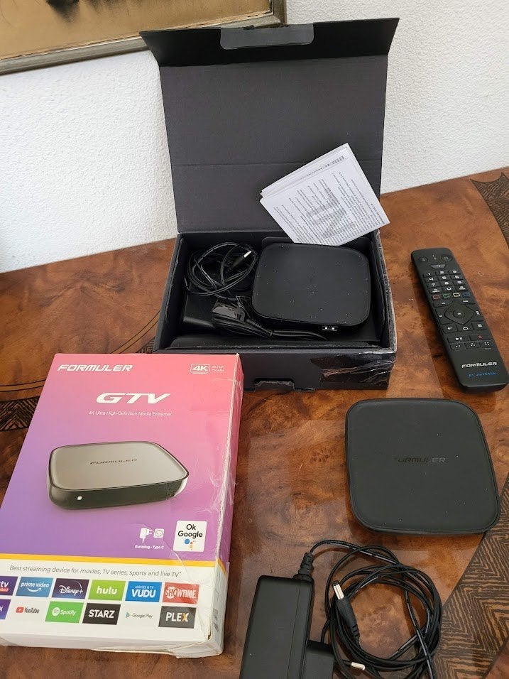 Formuler GTV  2 stuks, Audio, Tv en Foto, Ophalen of Verzenden, Zo goed als nieuw, HDMI, Minder dan 500 GB