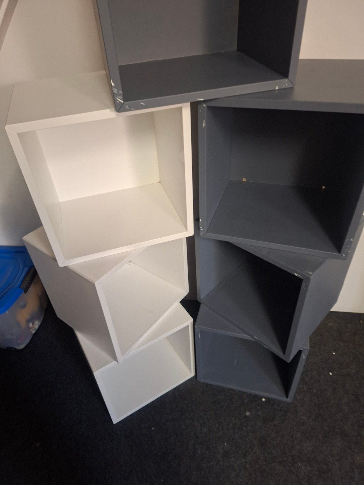IKEA Eket kubus planken (3 wit, 4 grijs), Ophalen, Gebruikt