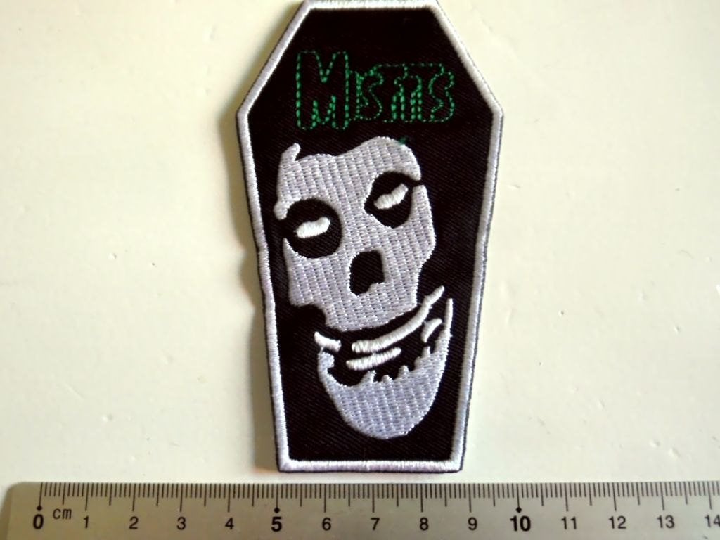Misfits grappige coffin patch embleem 55 nieuw sale, Ophalen of Verzenden, Nieuw, Kleding