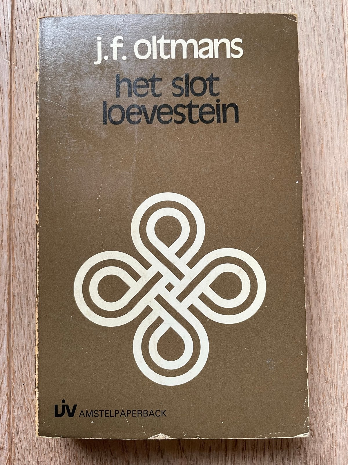 J.F. Oltmans - Het Slot Loevestein ISBN 9020404938, Boeken, Ophalen of Verzenden, Gelezen, Nederland