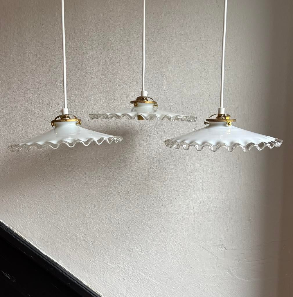 Vintage 3 set Franse wit melkglas glazen kartel hanglamp, Ophalen of Verzenden, Zo goed als nieuw, Glas, Minder dan 50 cm