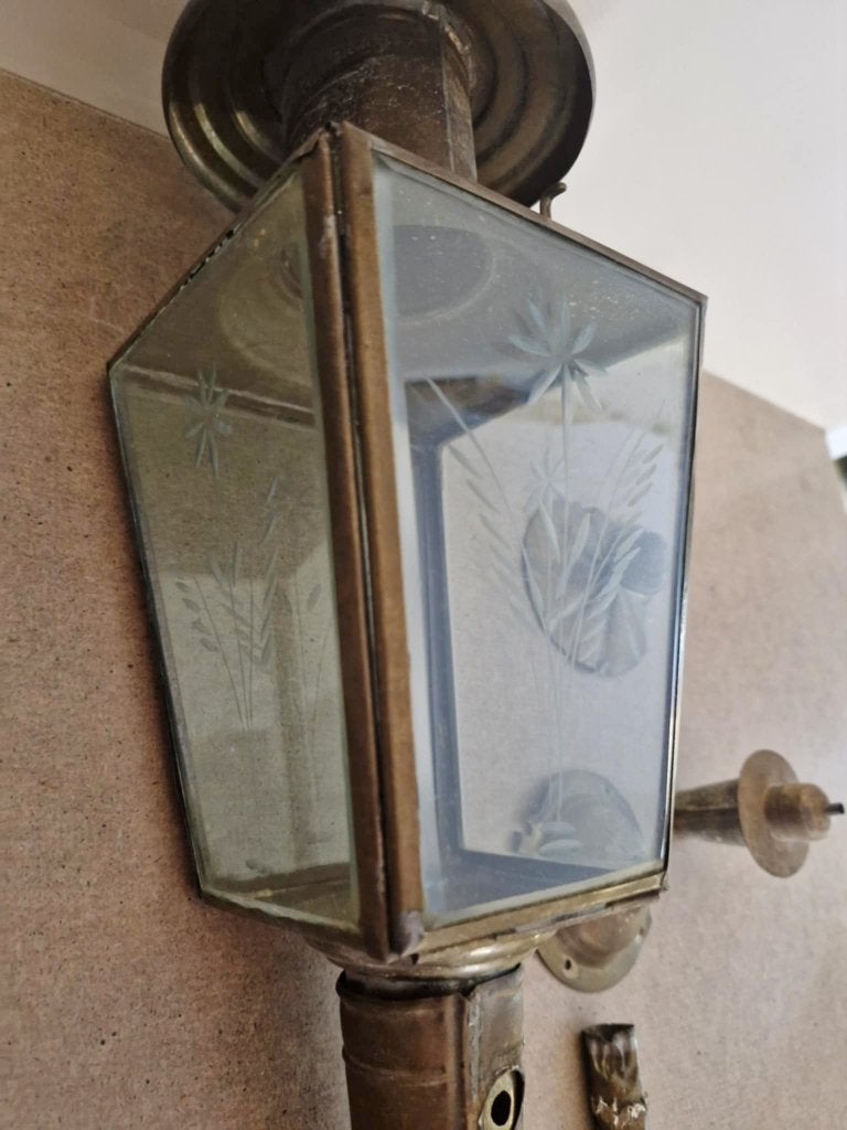 Oude koetslamp,gegraveerd glas,messing,opknapper,glas isgaaf, Ophalen of Verzenden