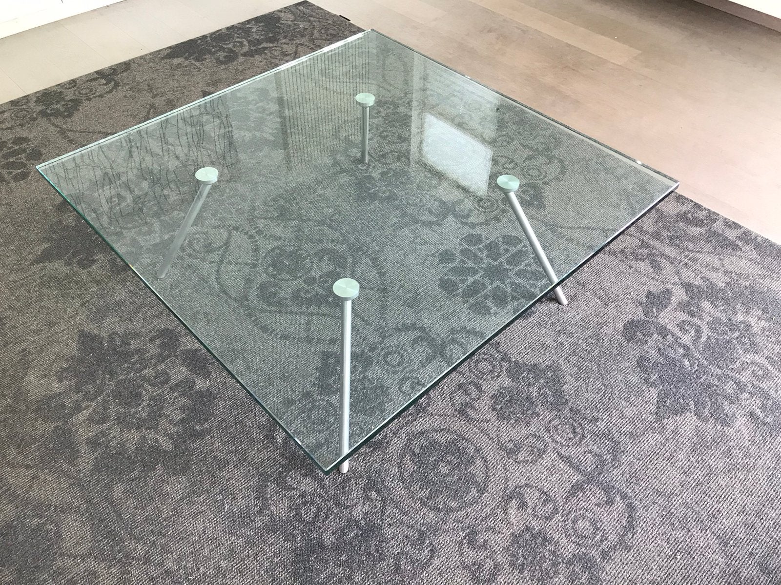 Beek Maupertuus glazen salontafel, Huis en Inrichting, Ophalen, Gebruikt, 50 tot 100 cm, Vierkant