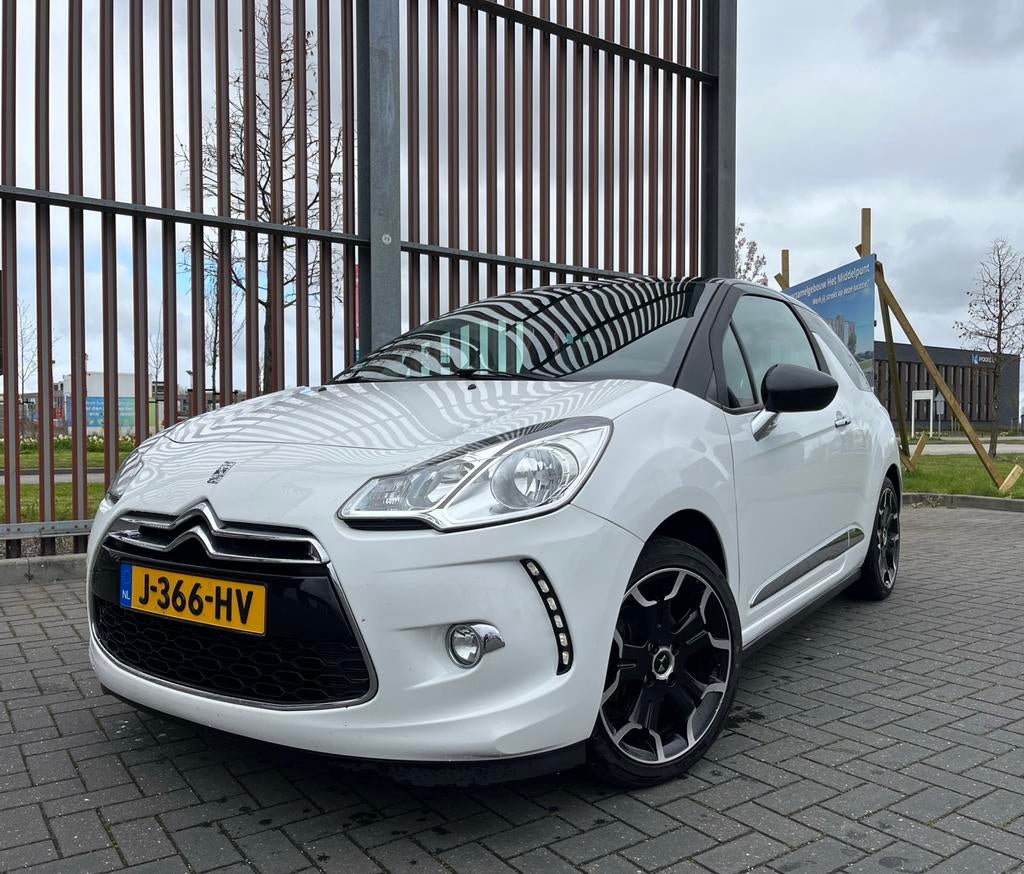 Citroën DS3 1.6THP 156PK Ultra Prestige Musketier uitlaten, Voorwielaandrijving, Euro 5, Zwart, Leder
