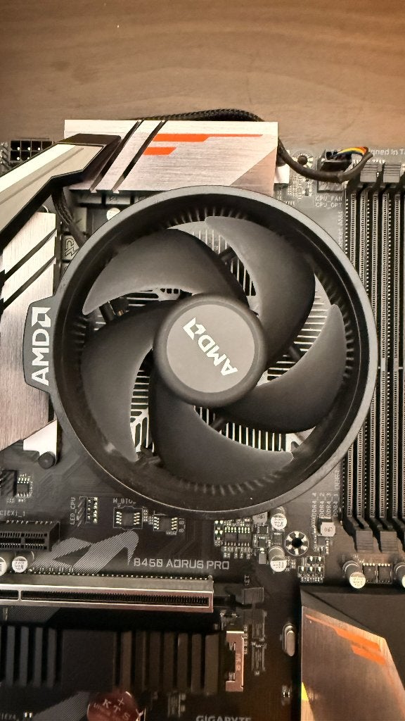 AMD Ryzen 5 2600 + Wraith Stealth Cooler, Computers en Software, 6-core, Gebruikt, Socket AM4, 3 tot 4 Ghz