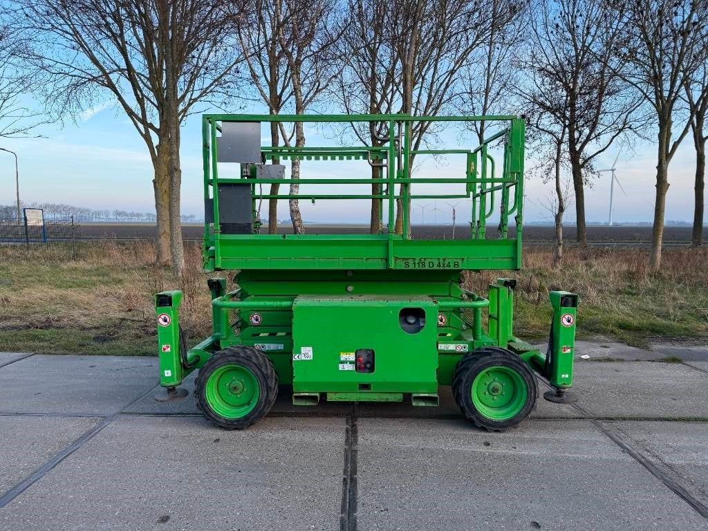 Skyjack SJ 6832 RT schaar hoogwerker 12 meter (bj 2016)