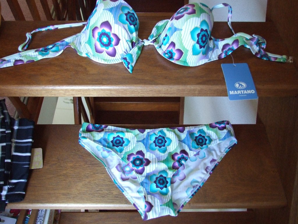 Martano nieuw bikini met bloemen maat 42/C, Martano, Meerkleurig, Nieuw, Ophalen of Verzenden